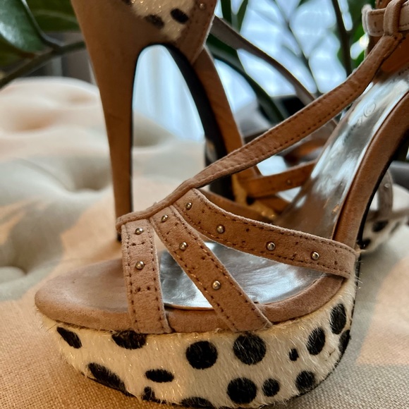 High hells size 7 - Picture 2 of 4